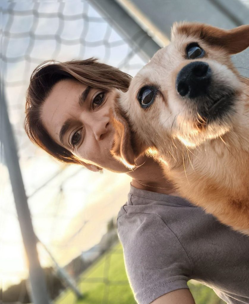 Bettina Navarro et sa chienne Yana